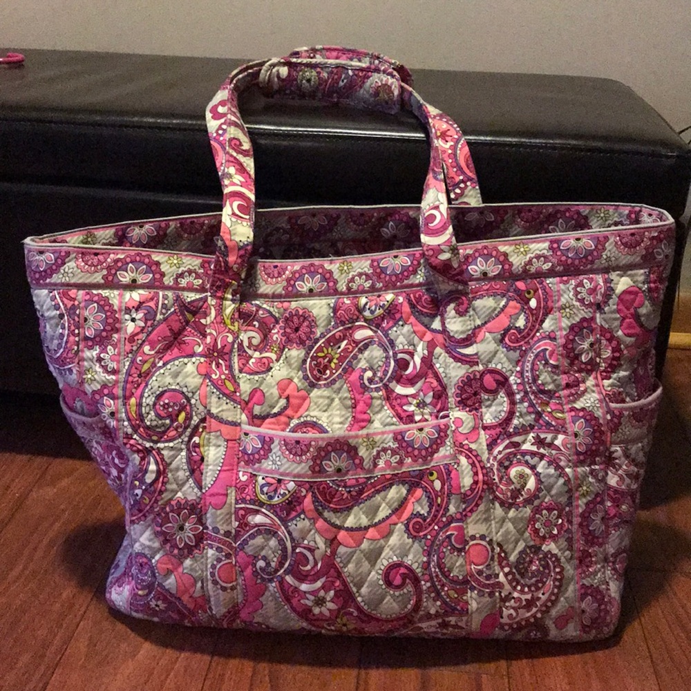 Vera Bradley Large Tote 18”x14”x7.5”
